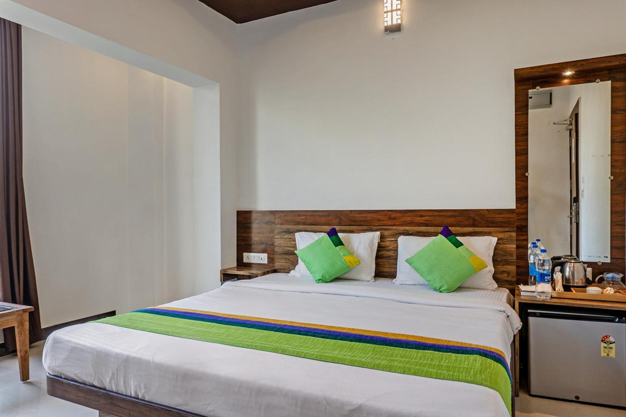 Hotel Treebo Spirit Residency à Udaipur Extérieur photo