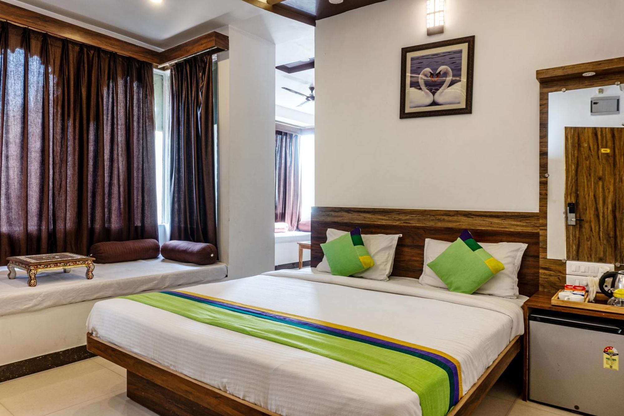 Hotel Treebo Spirit Residency à Udaipur Extérieur photo