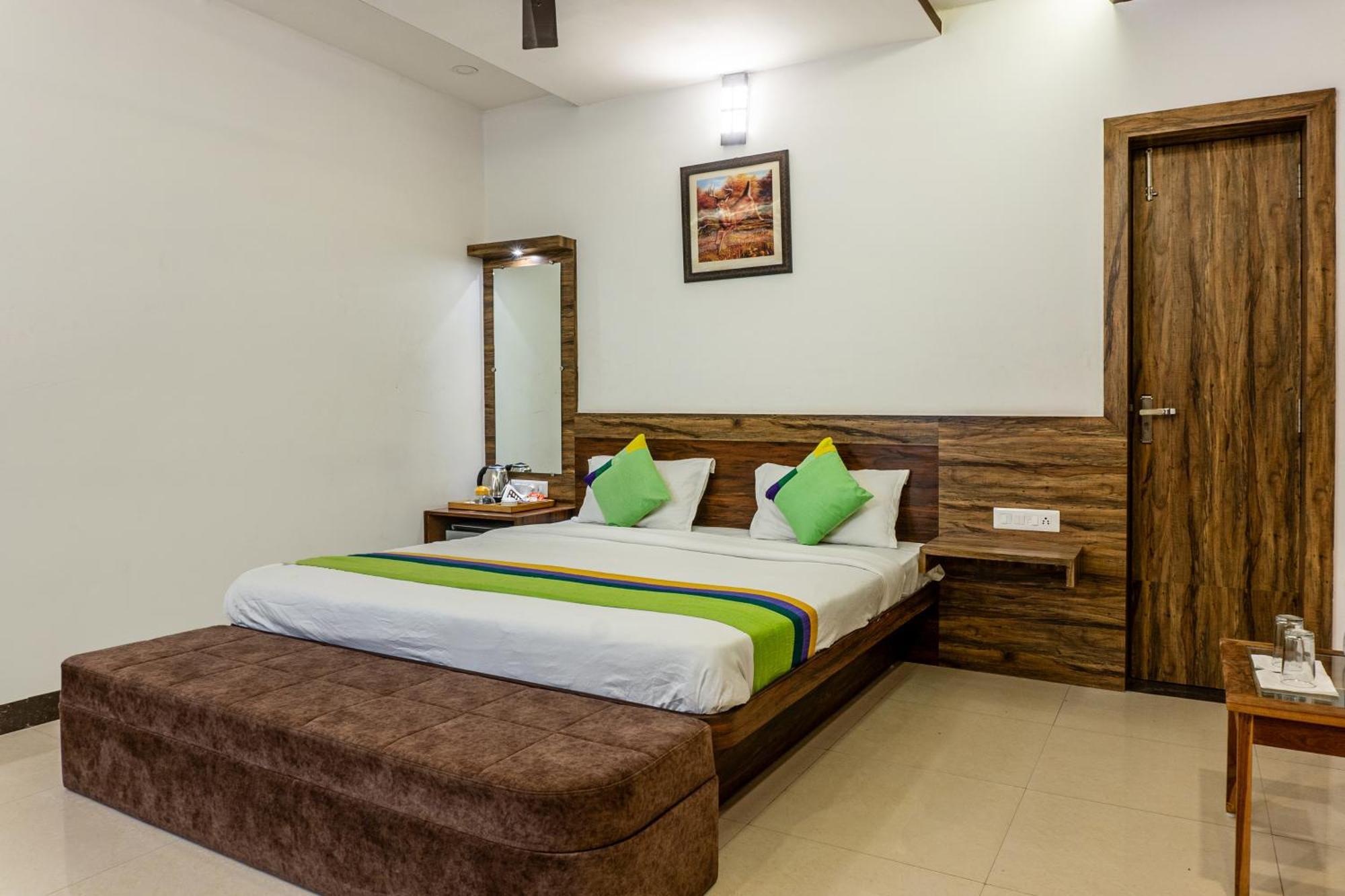 Hotel Treebo Spirit Residency à Udaipur Extérieur photo